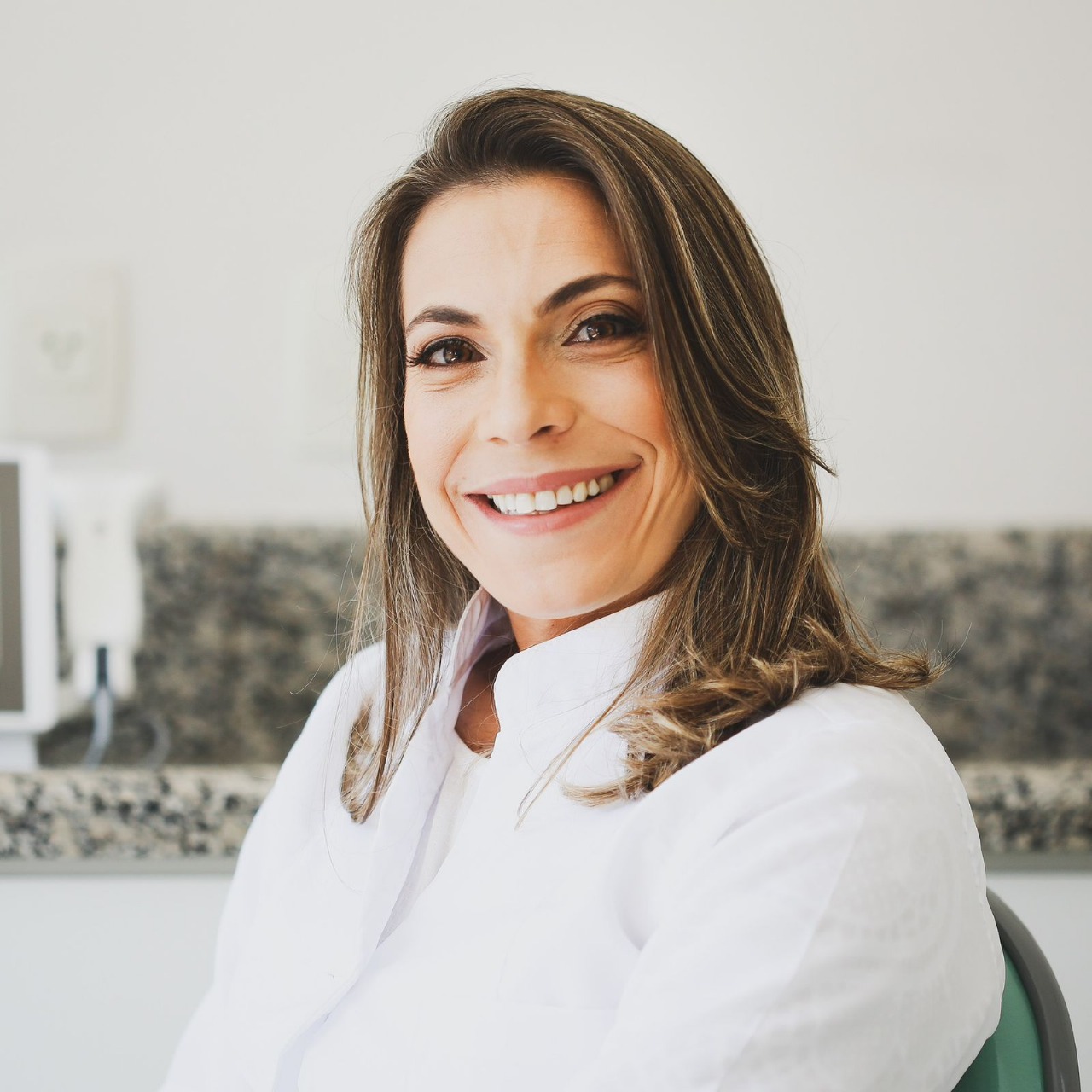 Dra Daniele Lílian